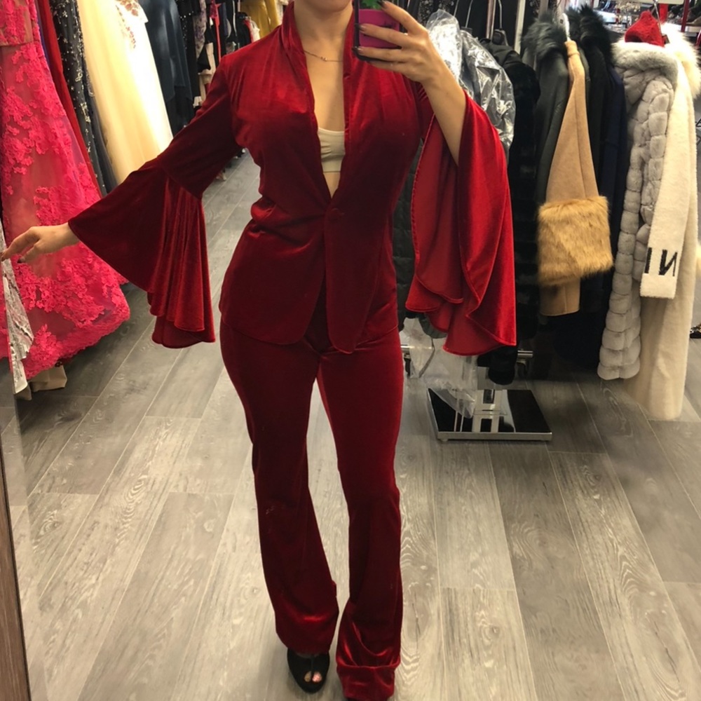 ♥️ Red Velour Suit ♥️ - Picture 2 of 4